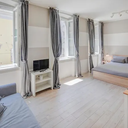 Quattrorighe Apartment *